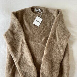 NWT: Surprise Paris, Men's Sasha Mohair sweater in Mole